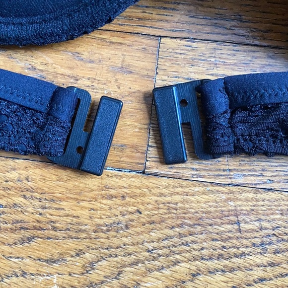 Victoria Secret (Lascana) Black Lace Swim Top - Picture 3 of 3